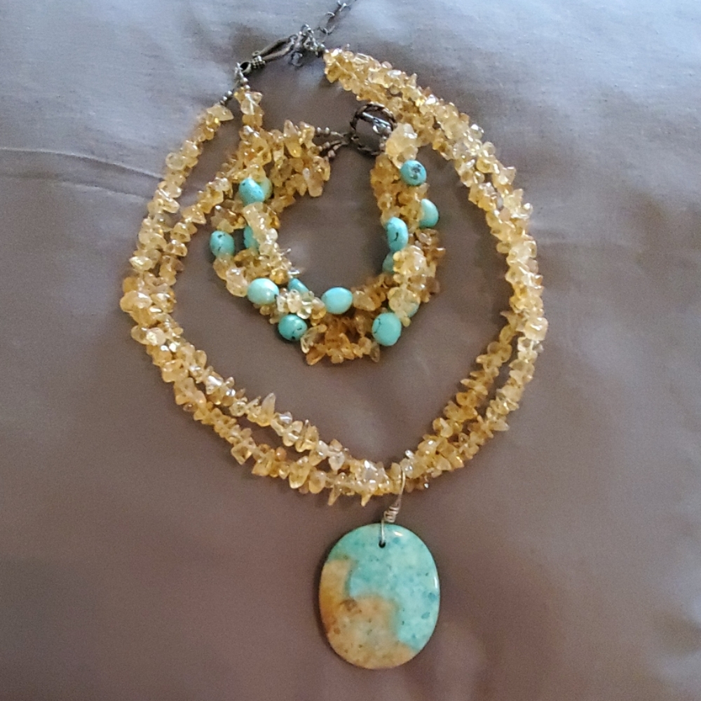 Beautiful Set - image 1